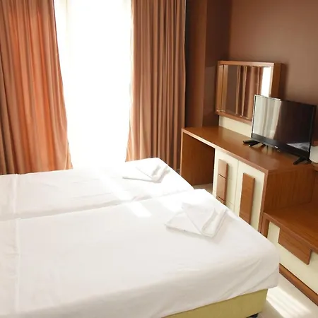 Hotel Paradise Garden *