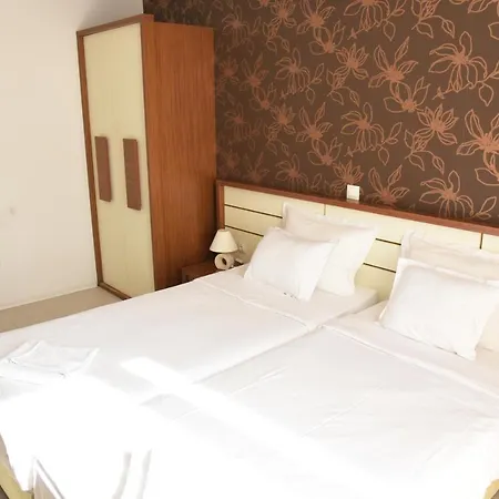 Paradise Garden Czernomorec