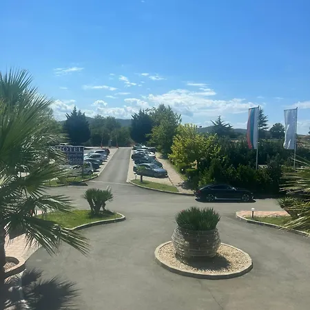 Paradise Garden Hotel Czernomorec