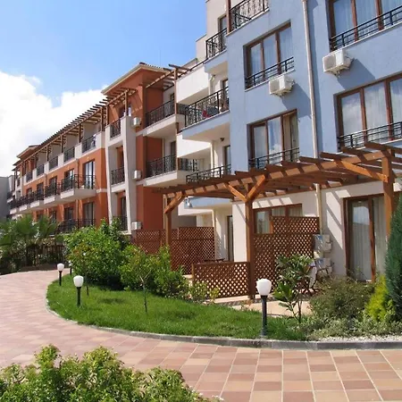 Paradise Garden Hotel *