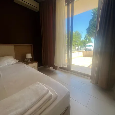 Paradise Garden * تشيرنوموريتس