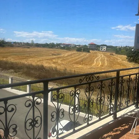 Paradise Garden * Τσερνομόρετς