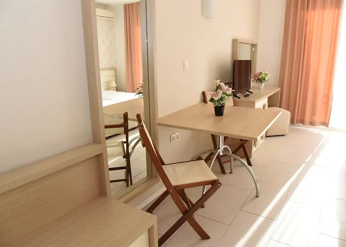 Paradise Garden Otel *