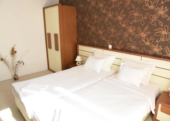 Paradise Garden Černomorec