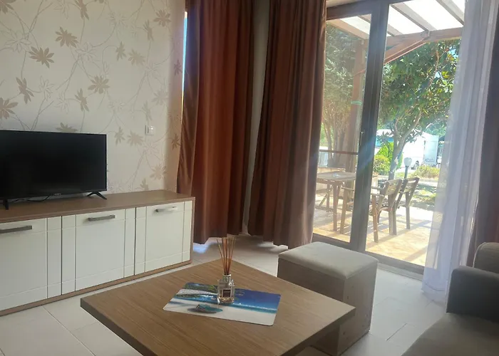 Paradise Garden * Černomorec