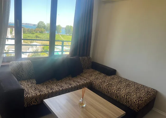 Paradise Garden Hotel *