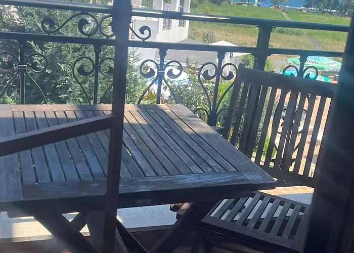 Paradise Garden Hotel *